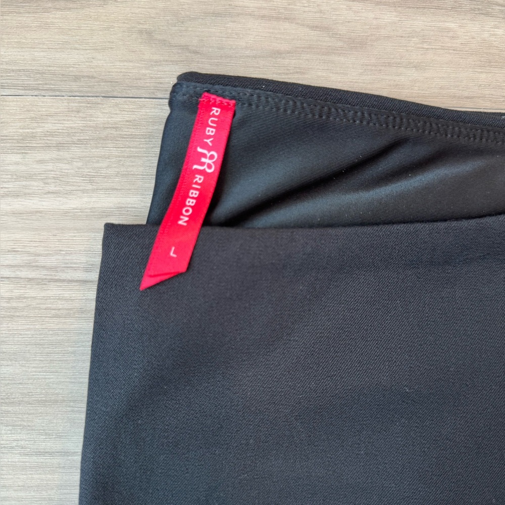 Ruby Ribbon Stretch Woven Pant - Picture 5 of 7
